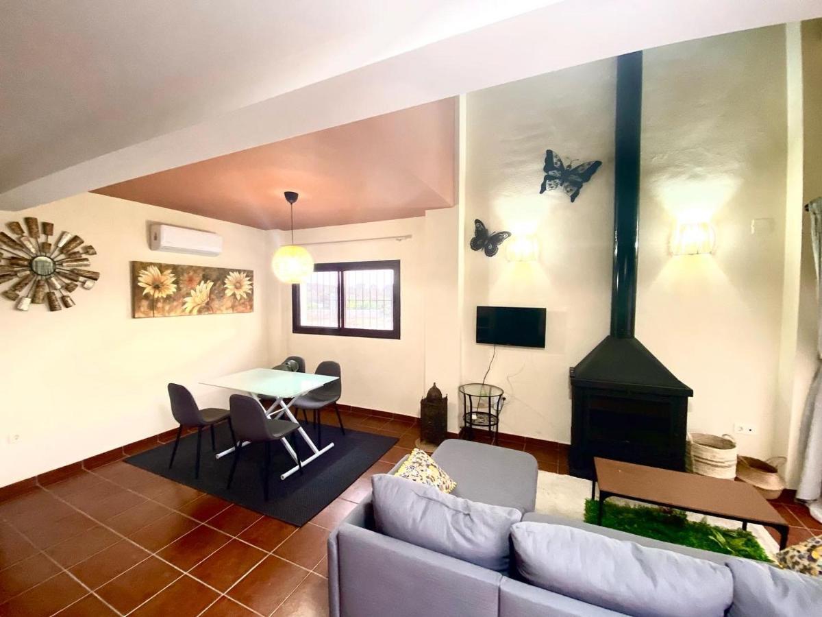 Casita Rural Sierra De Sevilla, Combina Una Maravilla ภายนอก รูปภาพ